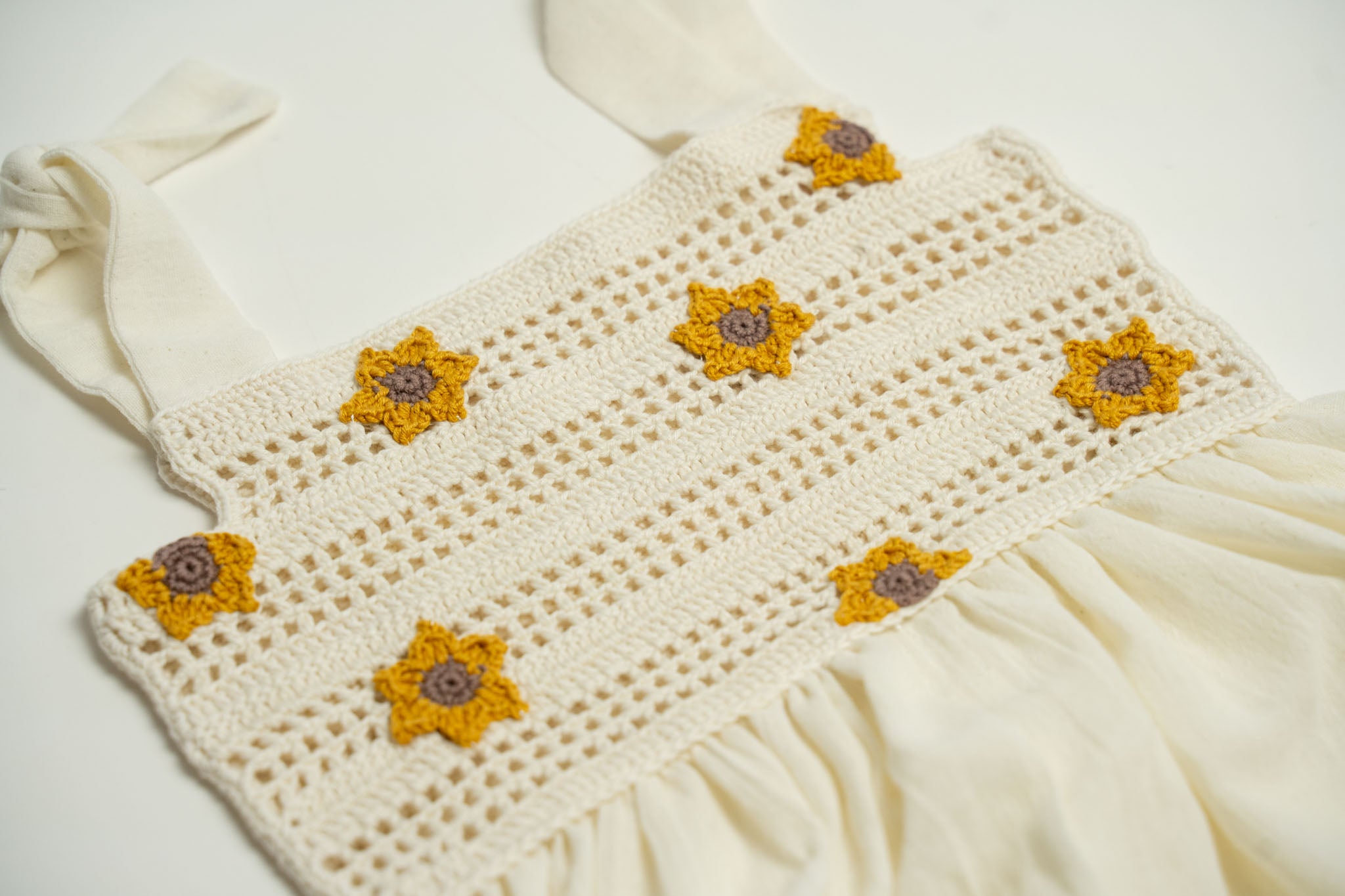 Knit Sunflower Dress with Hairclips