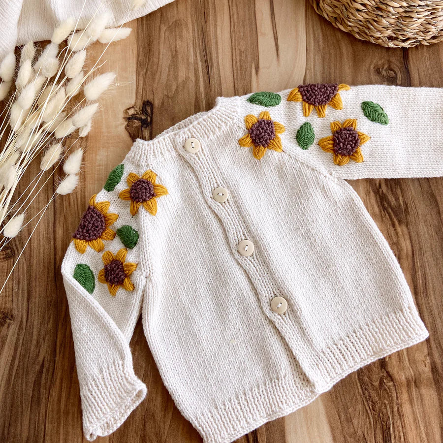 KNIT SUNFLOWER CARDIGAN - BEIGE