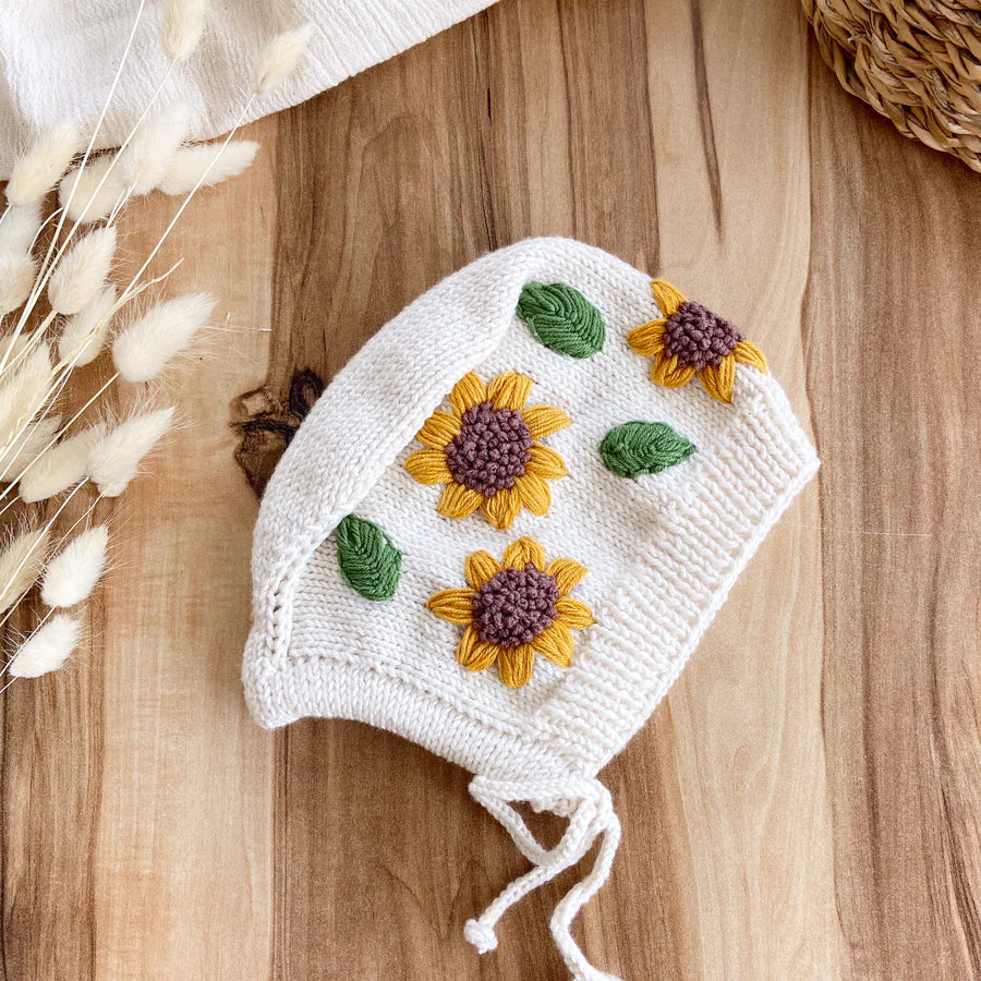 KNIT SUNFLOWER BONNET