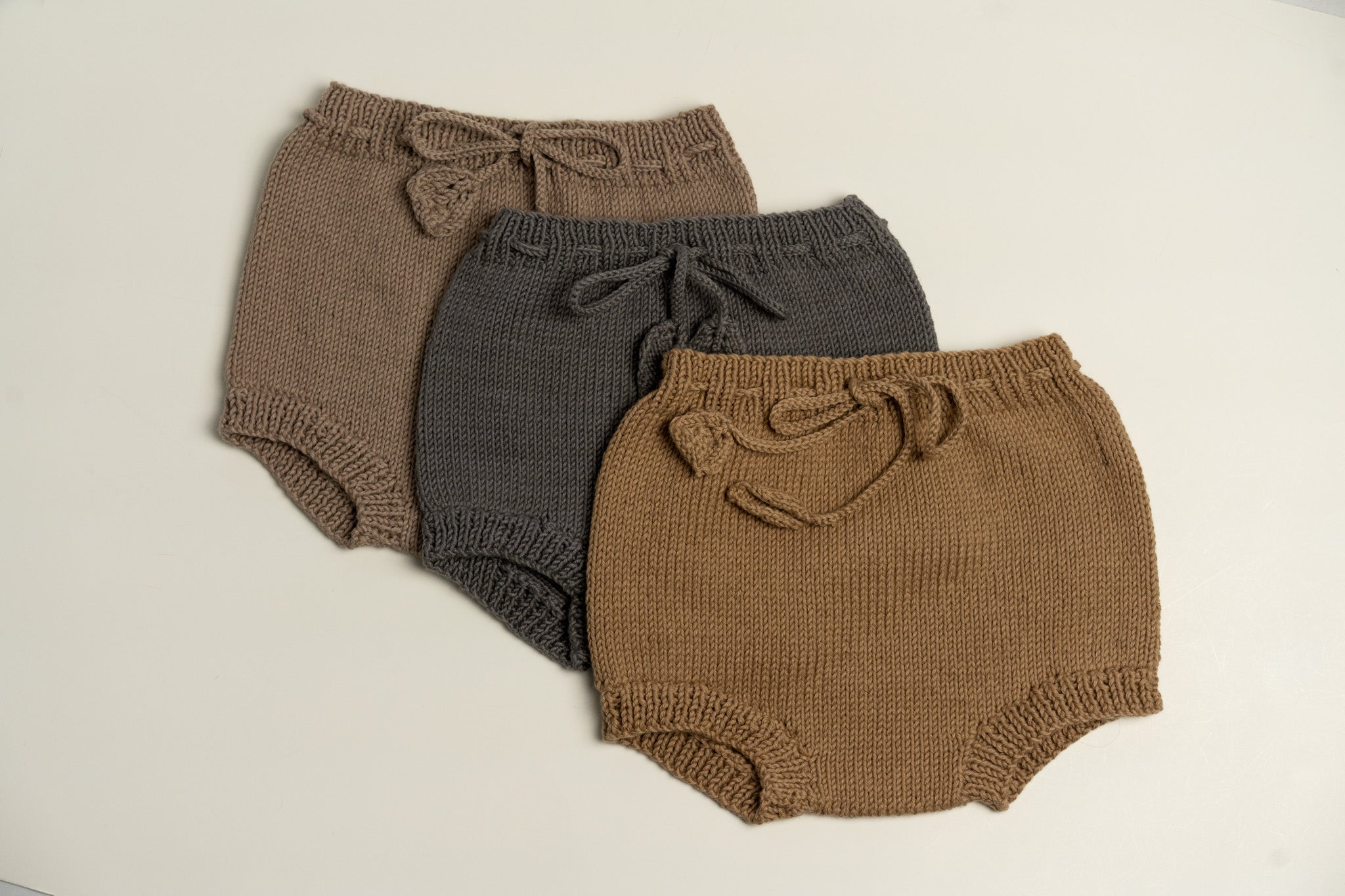 Knit Shorts-Dark Beige